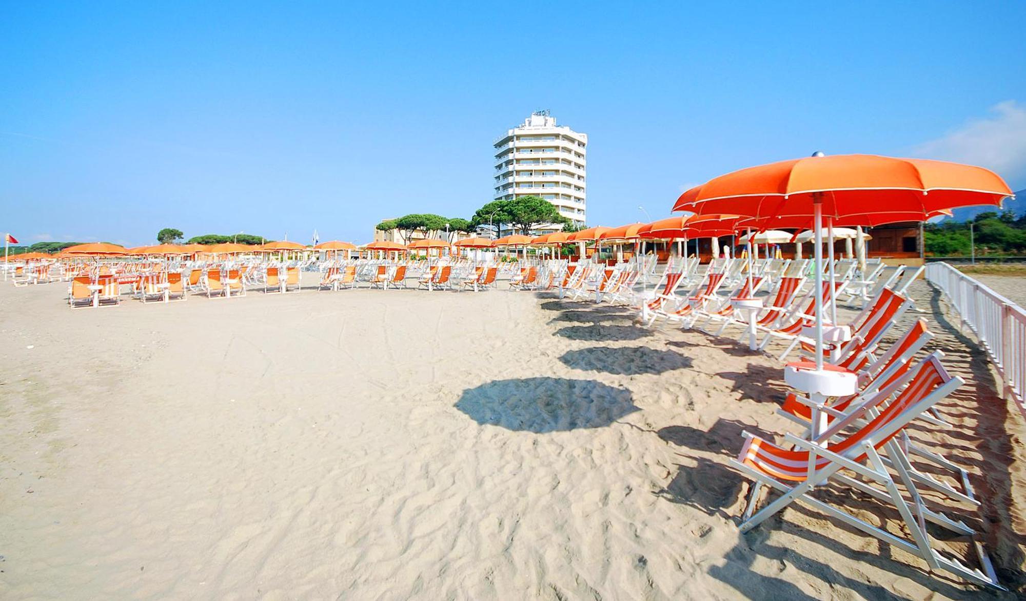 Hotel Torre Del Sole Terracina Exterior foto